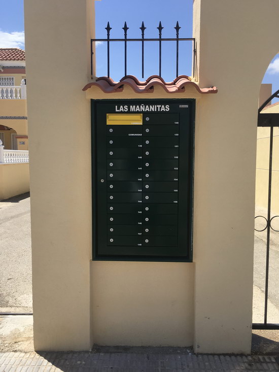 2017-07postbox resize